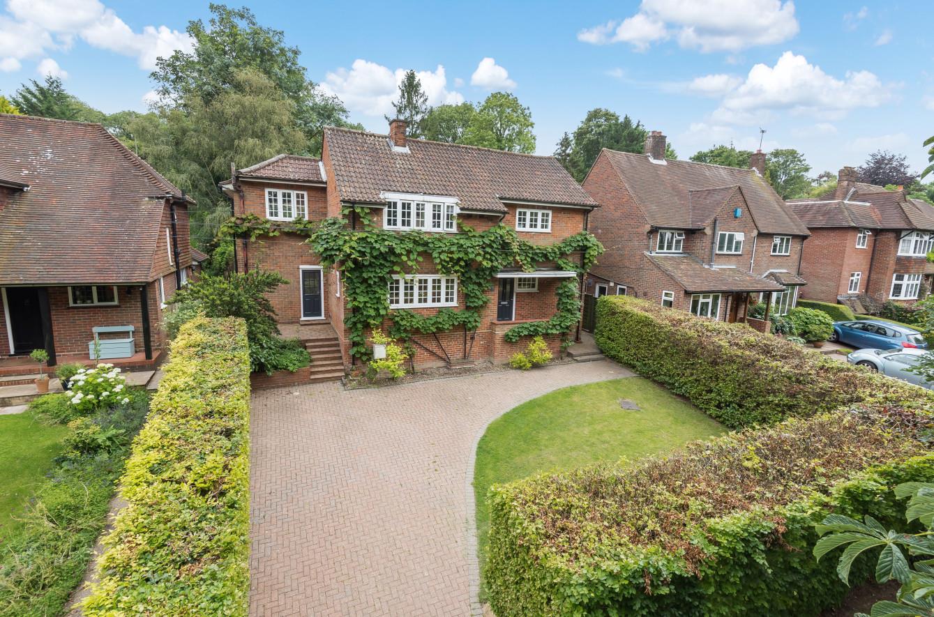 Abbots Close, Guildford Collins Guildford